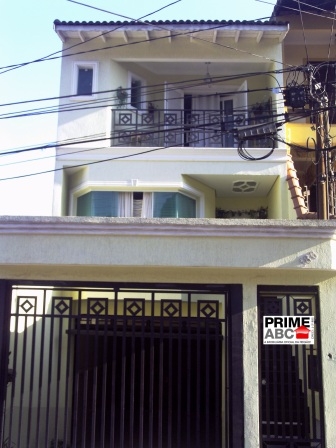 Sobrado - Jd. Palermo - 3 dorms (suites)