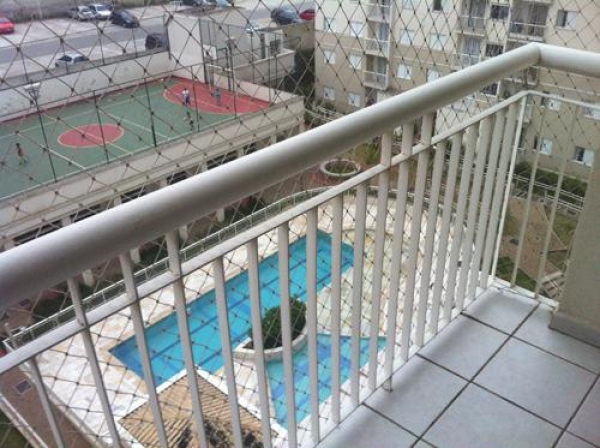 Apto - Sta Terezinha - Localização Privilegiada. 