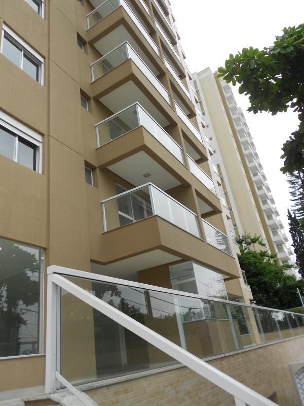 Apto - Bairro Jardim  - Apto Novo e Pronto para Morar!