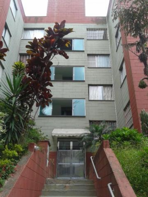 Apartamento - Jd. Alvorada - Pintura Nova , Apto Vago. Etapa II