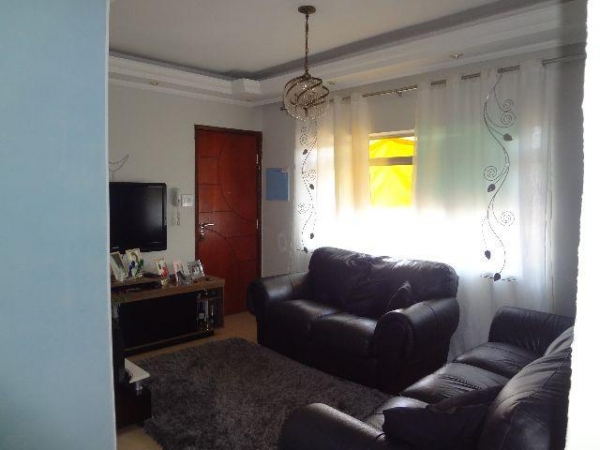 Apartamento - B. Osvaldo Cruz - Com condomínio 