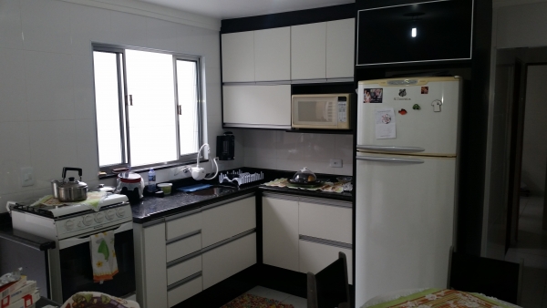 Casa Térrea - Vila Luzita - Semi Mobiliado. 