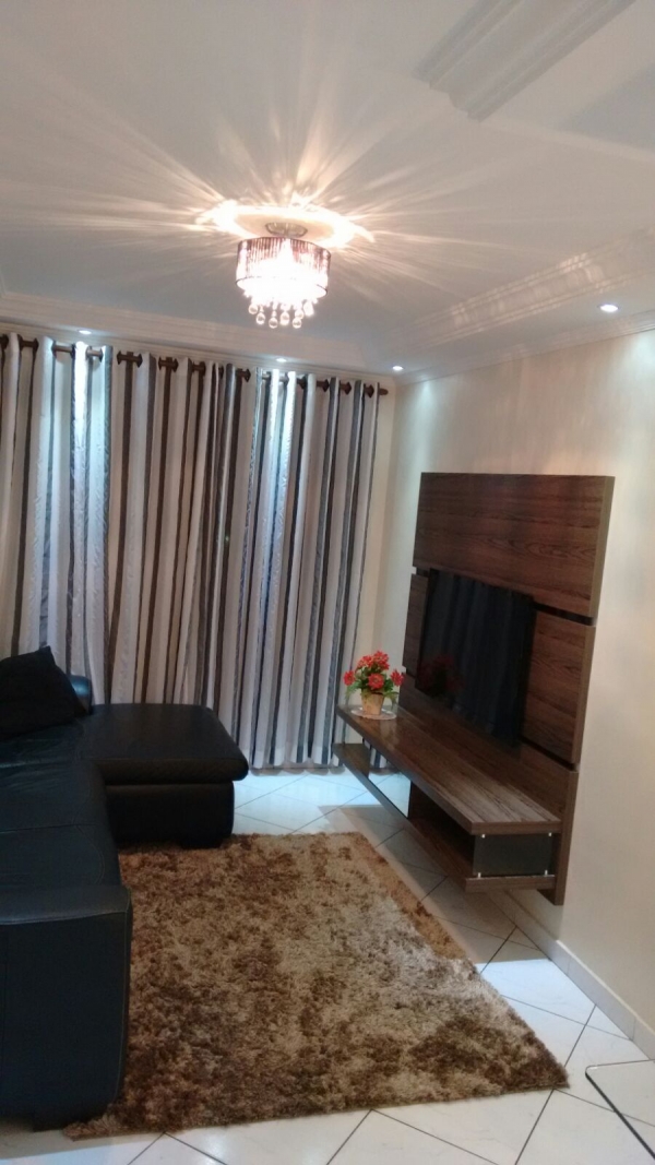 Apartamento - Vila Lutécia  - Semi Mobiliado. 