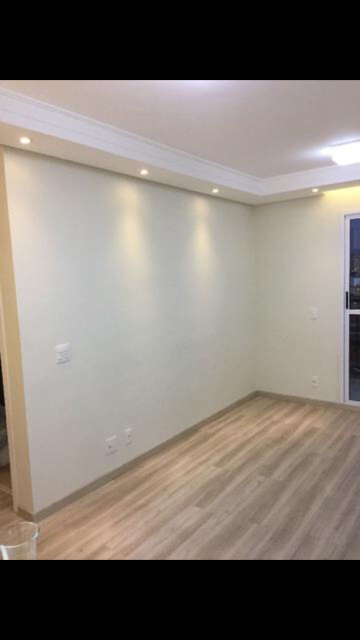 Apartamento - Vila Homero Thon - Aceita carro como parte de pagamento.